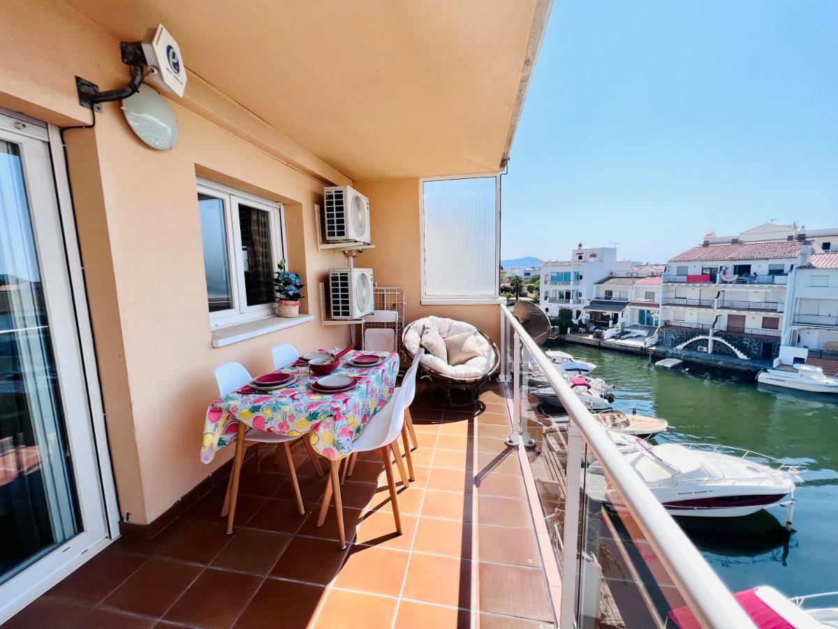P.Banuls 11 Apartment Empuriabrava Exterior photo