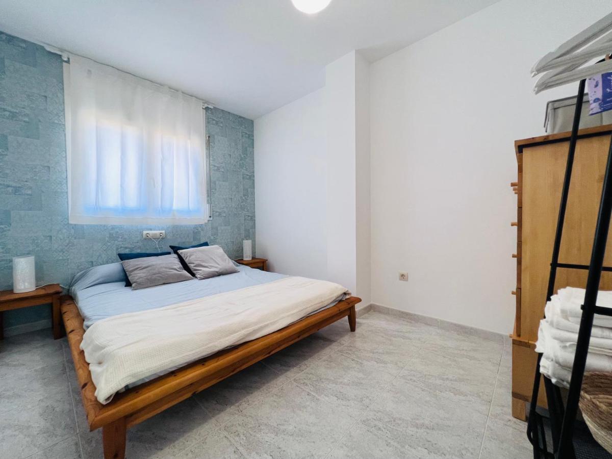 P.Banuls 11 Apartment Empuriabrava Exterior photo