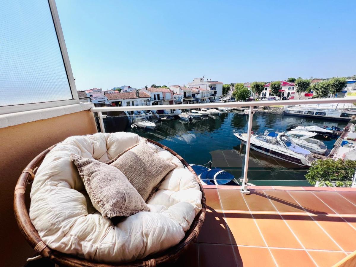 P.Banuls 11 Apartment Empuriabrava Exterior photo
