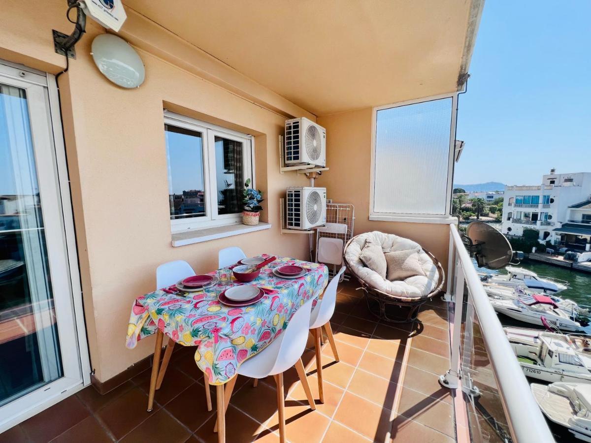 P.Banuls 11 Apartment Empuriabrava Exterior photo